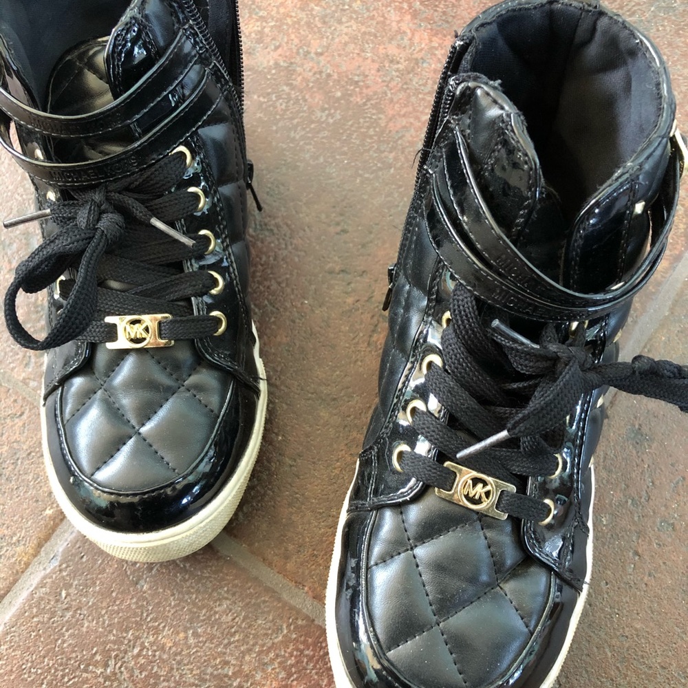 MK girls shoes